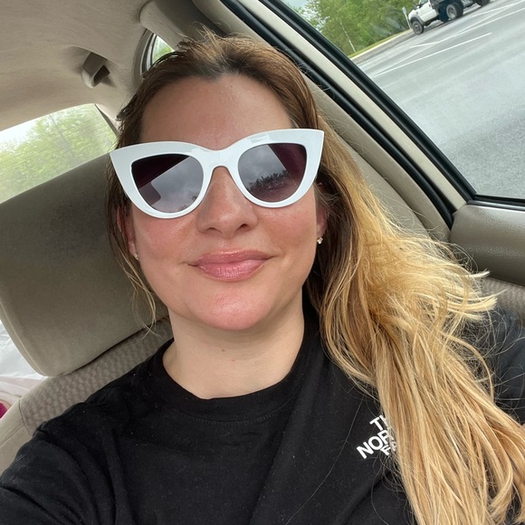 White Cateye Sunglasses - Picture 6 of 12